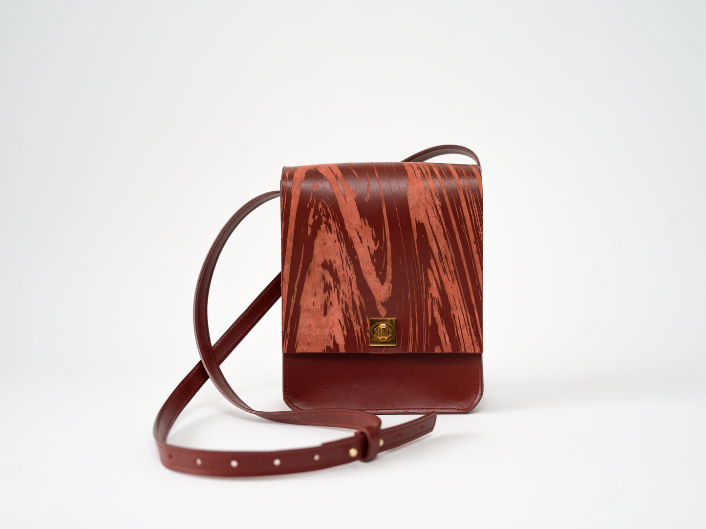 Sac en cuir gravé