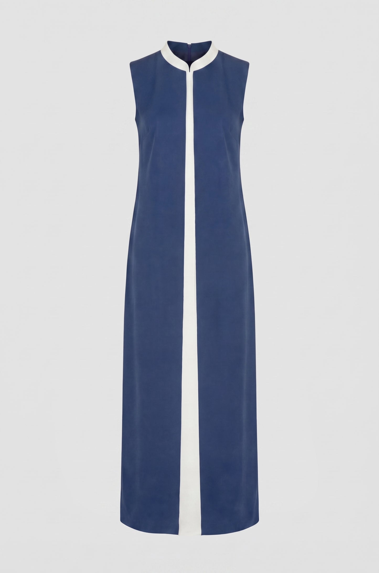 Blue Kentish dress editorial, lyocell eucalyptus and cactus fabric, IF Collections Paris